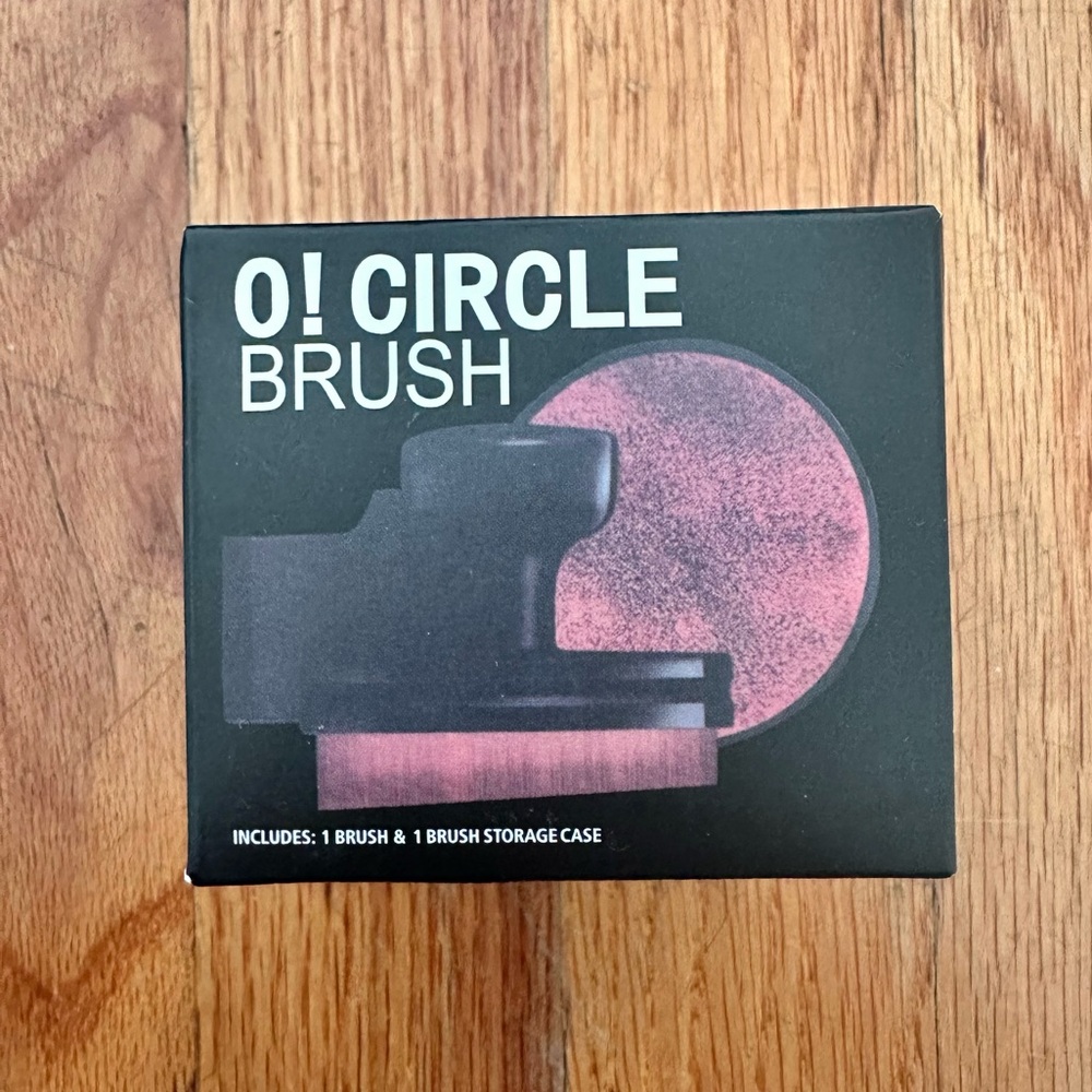 NEW O! Circle Brush - Picture 1 of 6